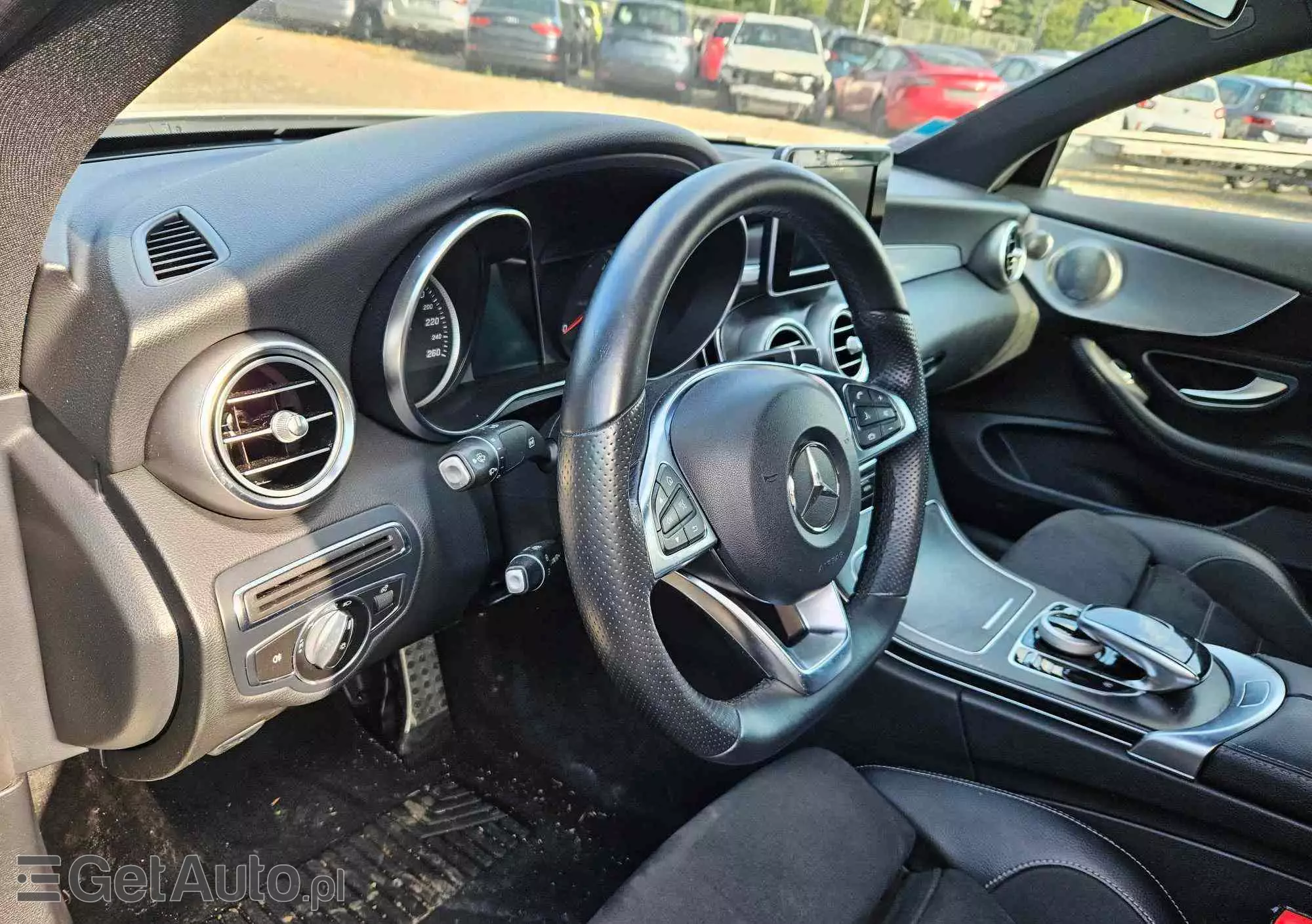 MERCEDES-BENZ Klasa C Coupe 9G-TRONIC Night Edition