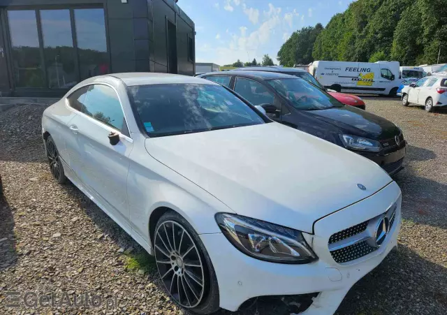 MERCEDES-BENZ Klasa C Coupe 9G-TRONIC Night Edition