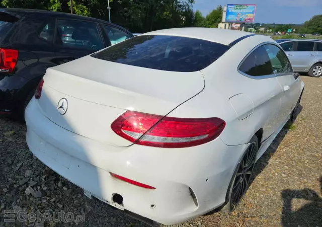 MERCEDES-BENZ Klasa C Coupe 9G-TRONIC Night Edition