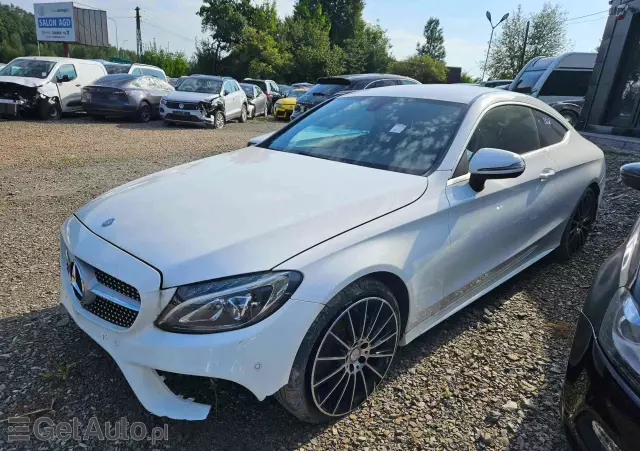 MERCEDES-BENZ Klasa C Coupe 9G-TRONIC Night Edition