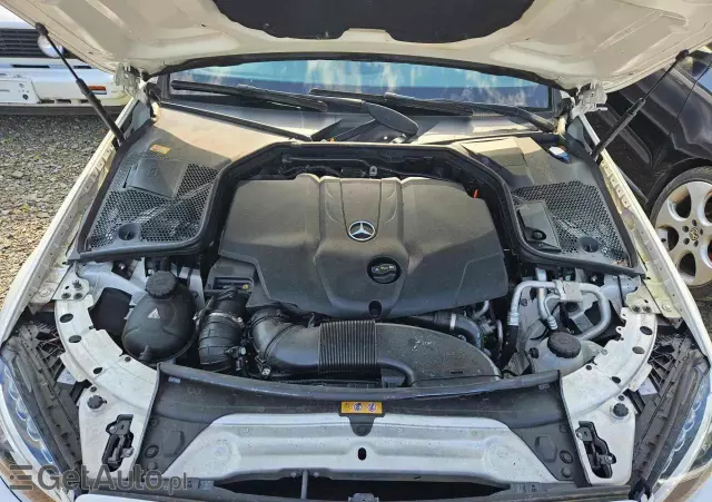 MERCEDES-BENZ Klasa C Coupe 9G-TRONIC Night Edition