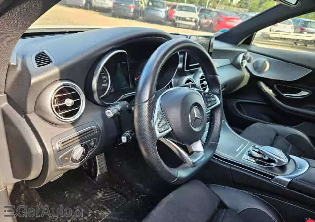 MERCEDES-BENZ Klasa C Coupe 9G-TRONIC Night Edition
