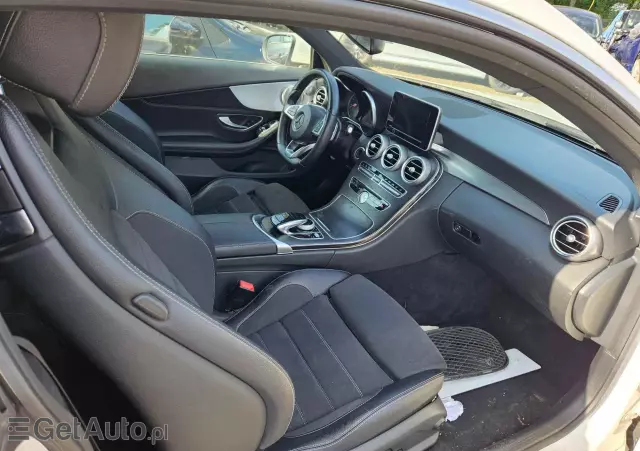 MERCEDES-BENZ Klasa C Coupe 9G-TRONIC Night Edition