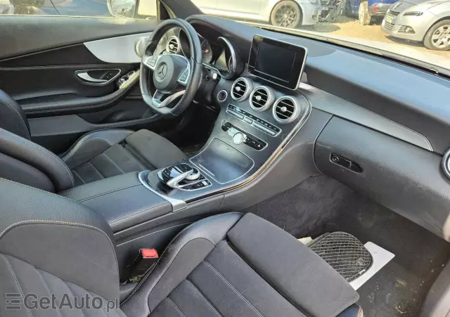 MERCEDES-BENZ Klasa C Coupe 9G-TRONIC Night Edition