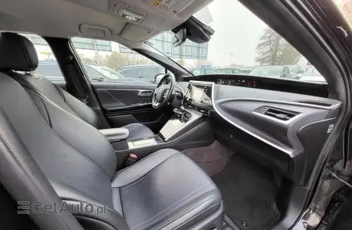 TOYOTA Mirai 