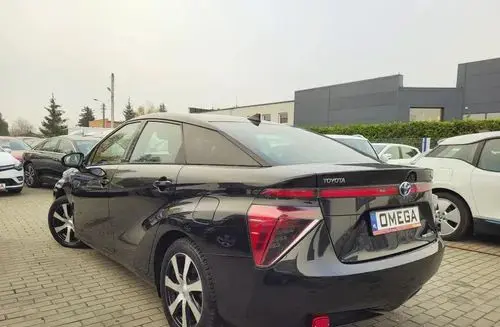 TOYOTA Mirai 