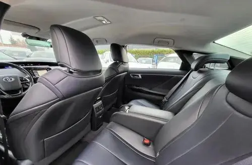 TOYOTA Mirai 