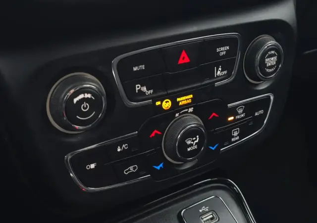 JEEP Compass 2.0 MultiJet Active Drive Automatik Limited