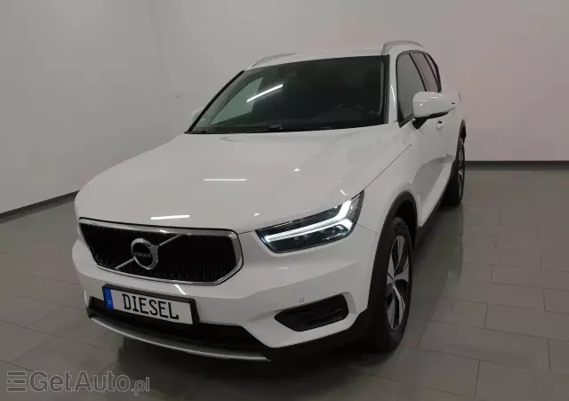 VOLVO XC 40 D3 R-Design
