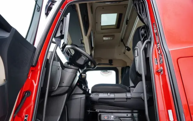 MERCEDES-BENZ ACTROS 1845 / MP5 / BIG SPACE 