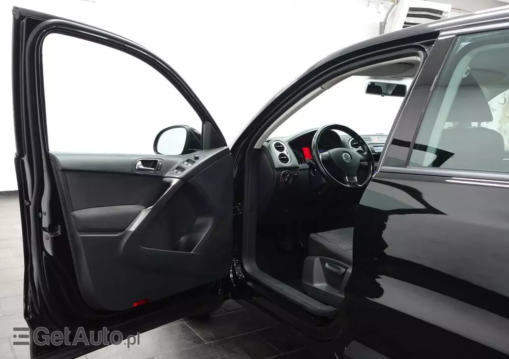 VOLKSWAGEN Tiguan 1.4 TSI 4Motion Trend & Fun