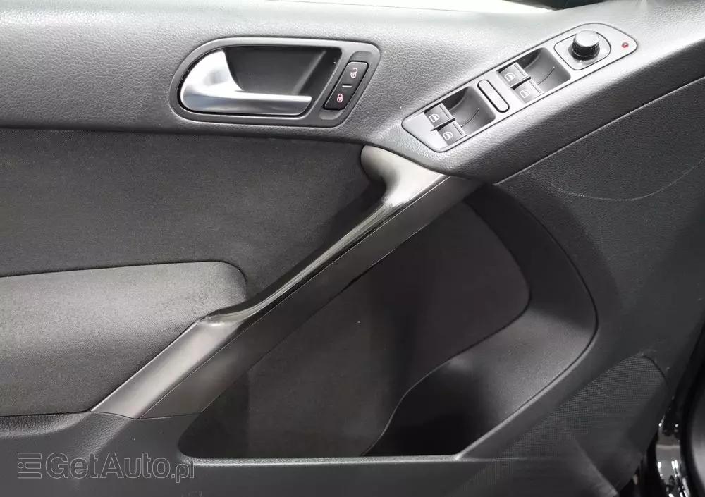 VOLKSWAGEN Tiguan 1.4 TSI 4Motion Trend & Fun
