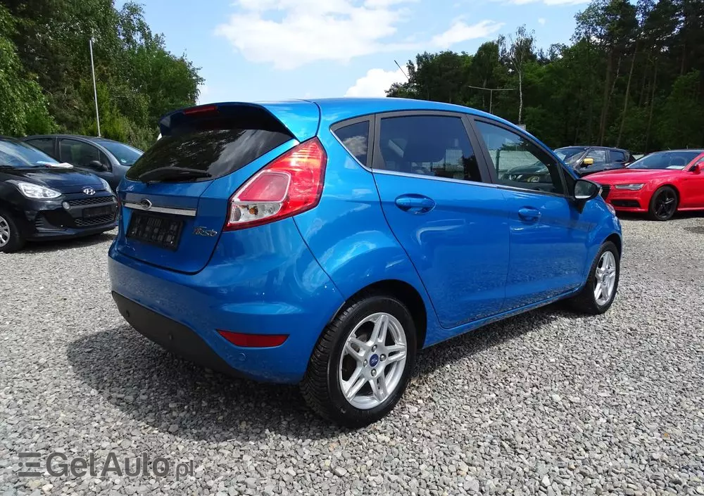 FORD Fiesta 1.0 EcoBoost Hybrid S&S TITANIUM