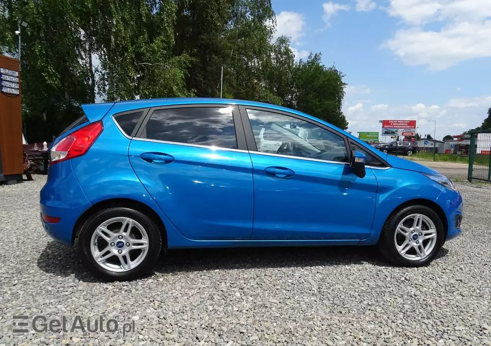FORD Fiesta 1.0 EcoBoost Hybrid S&S TITANIUM