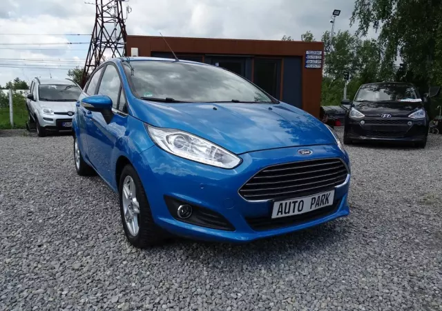 FORD Fiesta 1.0 EcoBoost Hybrid S&S TITANIUM