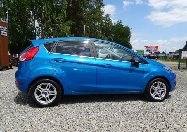 FORD Fiesta 1.0 EcoBoost Hybrid S&S TITANIUM