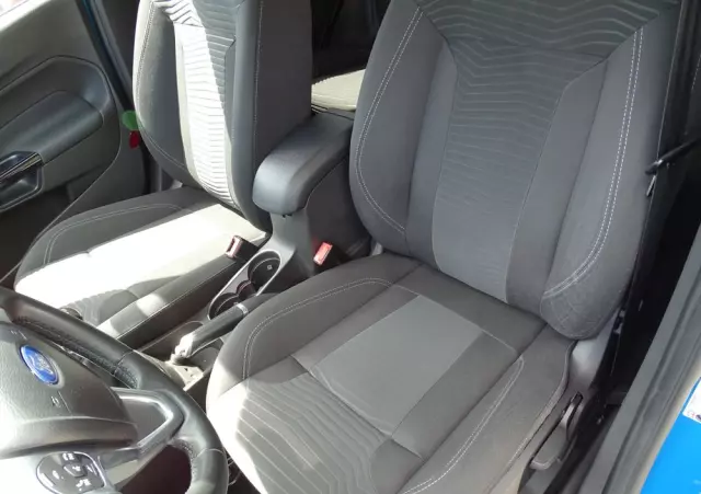 FORD Fiesta 1.0 EcoBoost Hybrid S&S TITANIUM