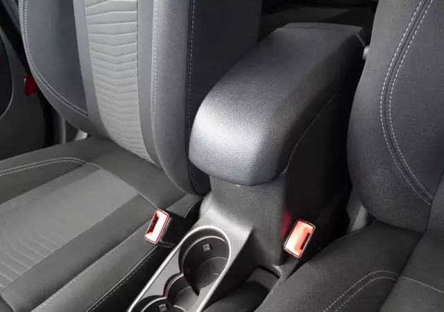 FORD Fiesta 1.0 EcoBoost Hybrid S&S TITANIUM