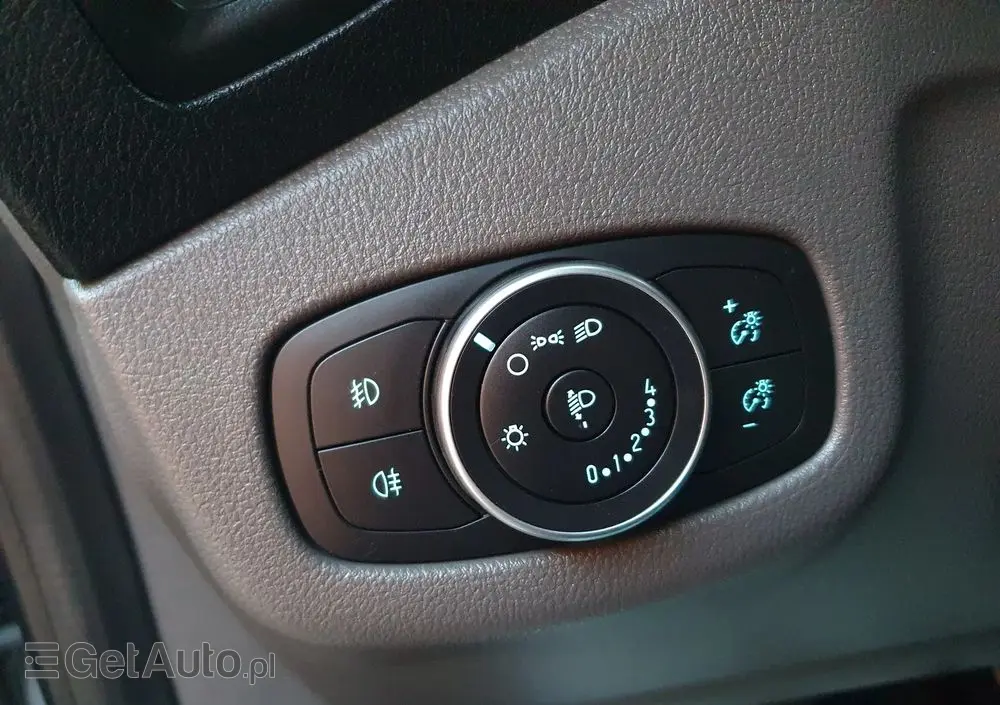 FORD Tourneo Connect 1.5 EcoBlue Active