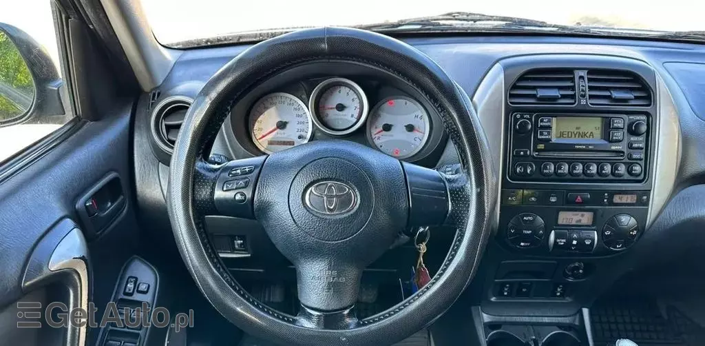 TOYOTA Rav 4 