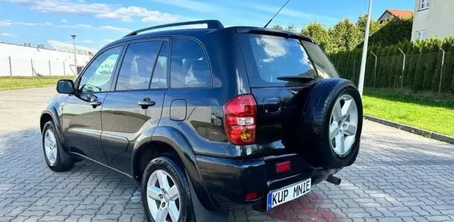 TOYOTA Rav 4 