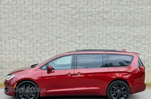 CHRYSLER Pacifica 