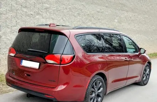 CHRYSLER Pacifica 