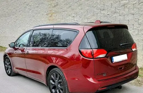 CHRYSLER Pacifica 