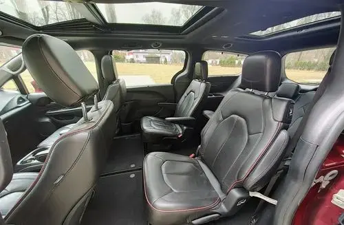CHRYSLER Pacifica 