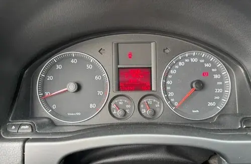 VOLKSWAGEN Golf Plus 