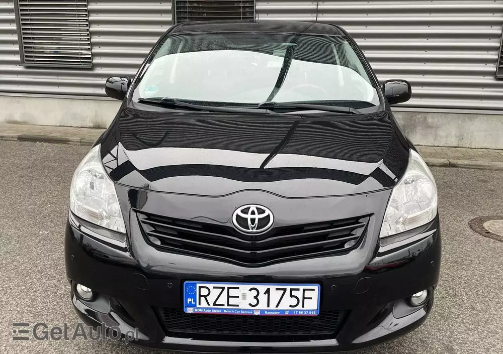 TOYOTA Verso 1.8 Premium 7os
