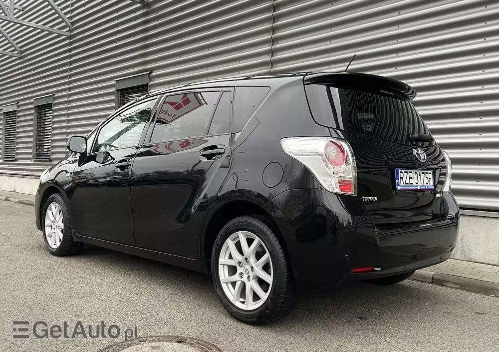 TOYOTA Verso 1.8 Premium 7os