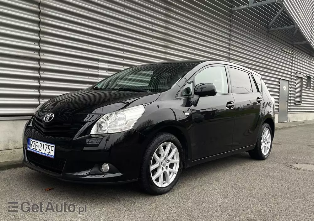 TOYOTA Verso 1.8 Premium 7os