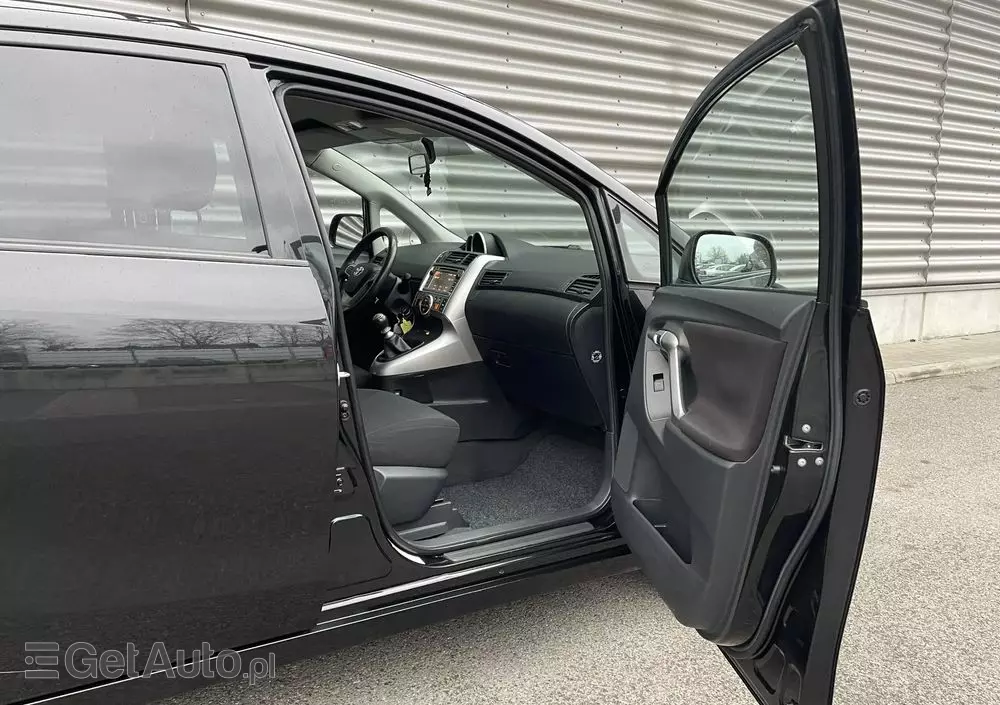 TOYOTA Verso 1.8 Premium 7os