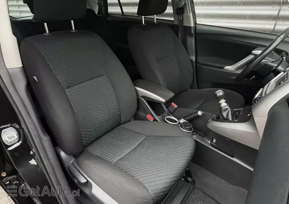 TOYOTA Verso 1.8 Premium 7os