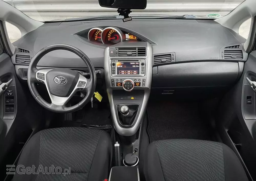 TOYOTA Verso 1.8 Premium 7os