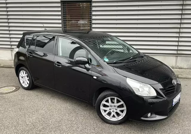 TOYOTA Verso 1.8 Premium 7os