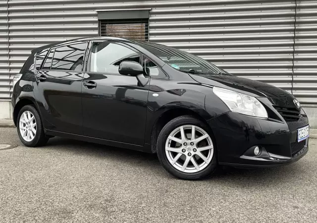 TOYOTA Verso 1.8 Premium 7os