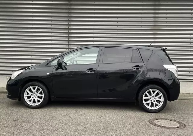TOYOTA Verso 1.8 Premium 7os