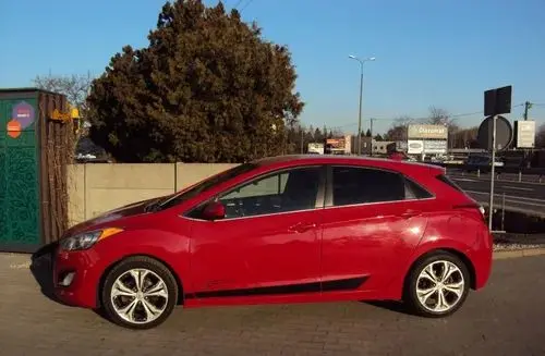 HYUNDAI I30 