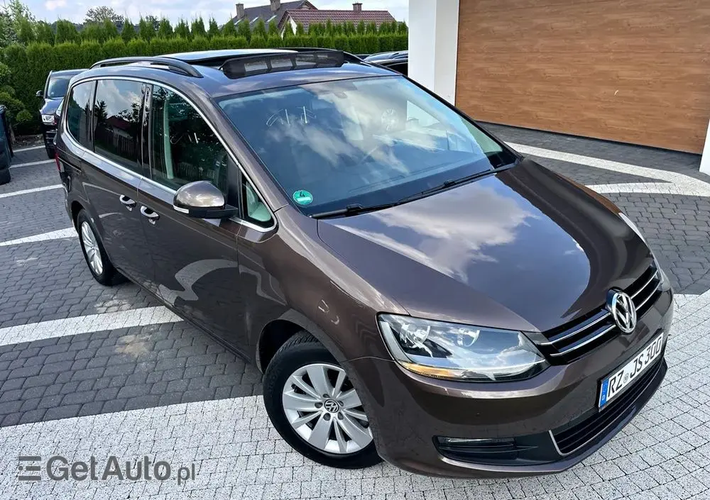 VOLKSWAGEN Sharan 2.0 TDI DSG BlueMotion Technology Comfortline