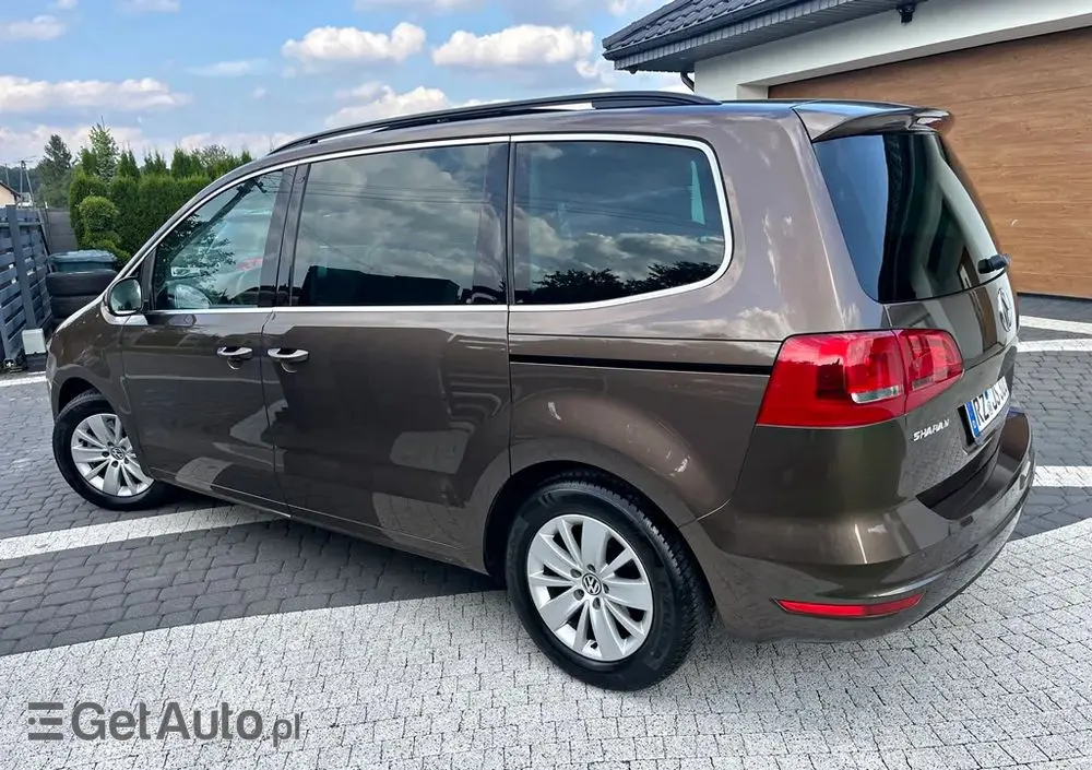VOLKSWAGEN Sharan 2.0 TDI DSG BlueMotion Technology Comfortline