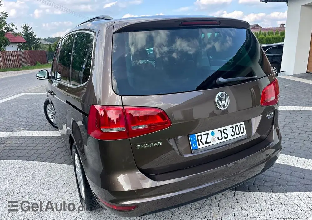 VOLKSWAGEN Sharan 2.0 TDI DSG BlueMotion Technology Comfortline