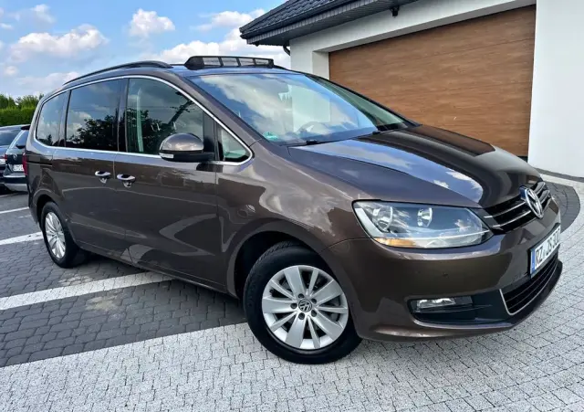 VOLKSWAGEN Sharan 2.0 TDI DSG BlueMotion Technology Comfortline