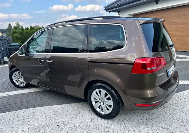 VOLKSWAGEN Sharan 2.0 TDI DSG BlueMotion Technology Comfortline