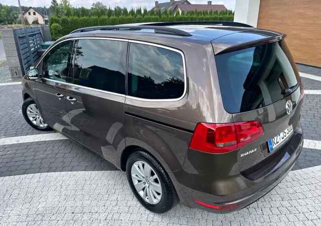 VOLKSWAGEN Sharan 2.0 TDI DSG BlueMotion Technology Comfortline