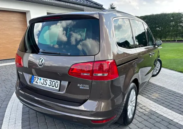 VOLKSWAGEN Sharan 2.0 TDI DSG BlueMotion Technology Comfortline