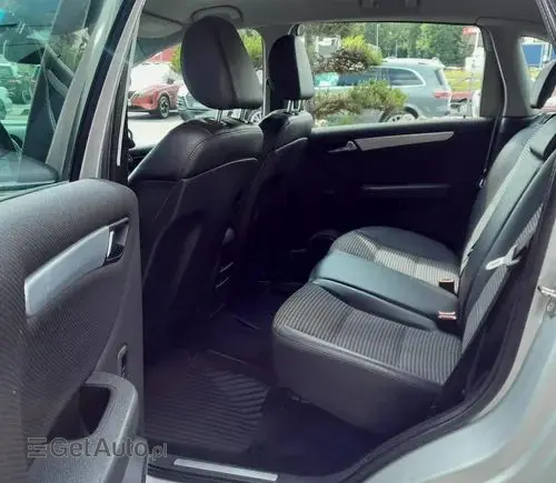 MERCEDES-BENZ Klasa B 