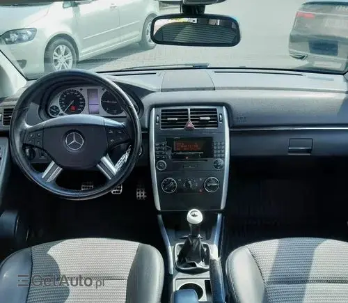 MERCEDES-BENZ Klasa B 