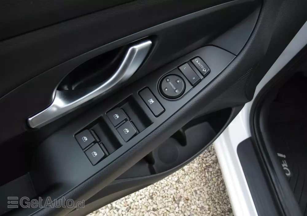 HYUNDAI I30 1.5 T-GDI 48V Comfort DCT